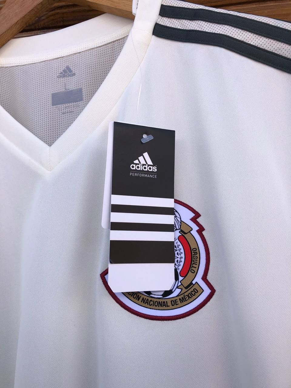 Vintage MEXICO HOME FOOTBALL SHIRT SOCCER JERSEY ADIDAS Size US L / EU 52-54 / 3 - 4 Thumbnail
