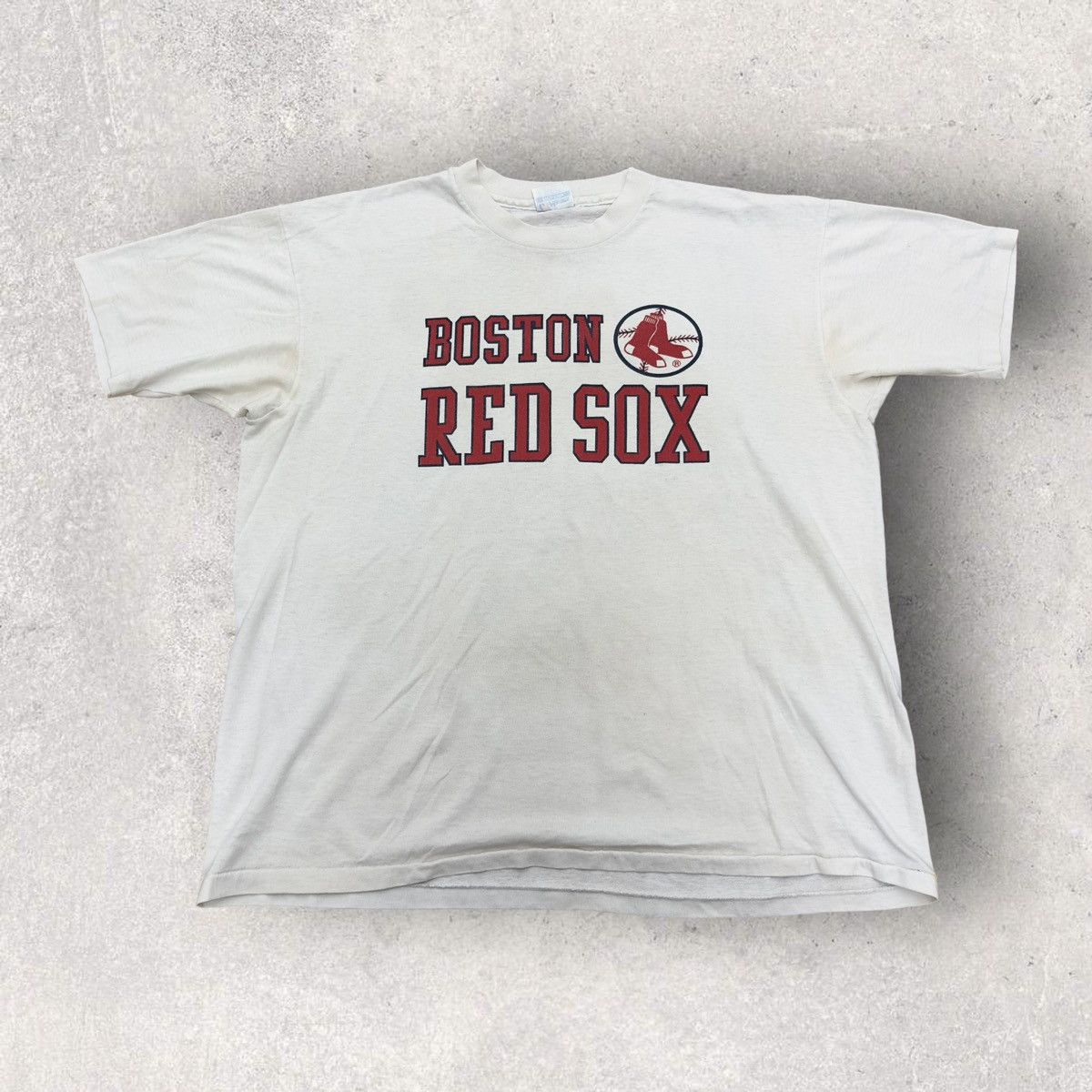 Hanes × MLB × Vintage Vintage Boston Red Sox tee Size US XL / EU 56 / 4 - 1 Thumbnail