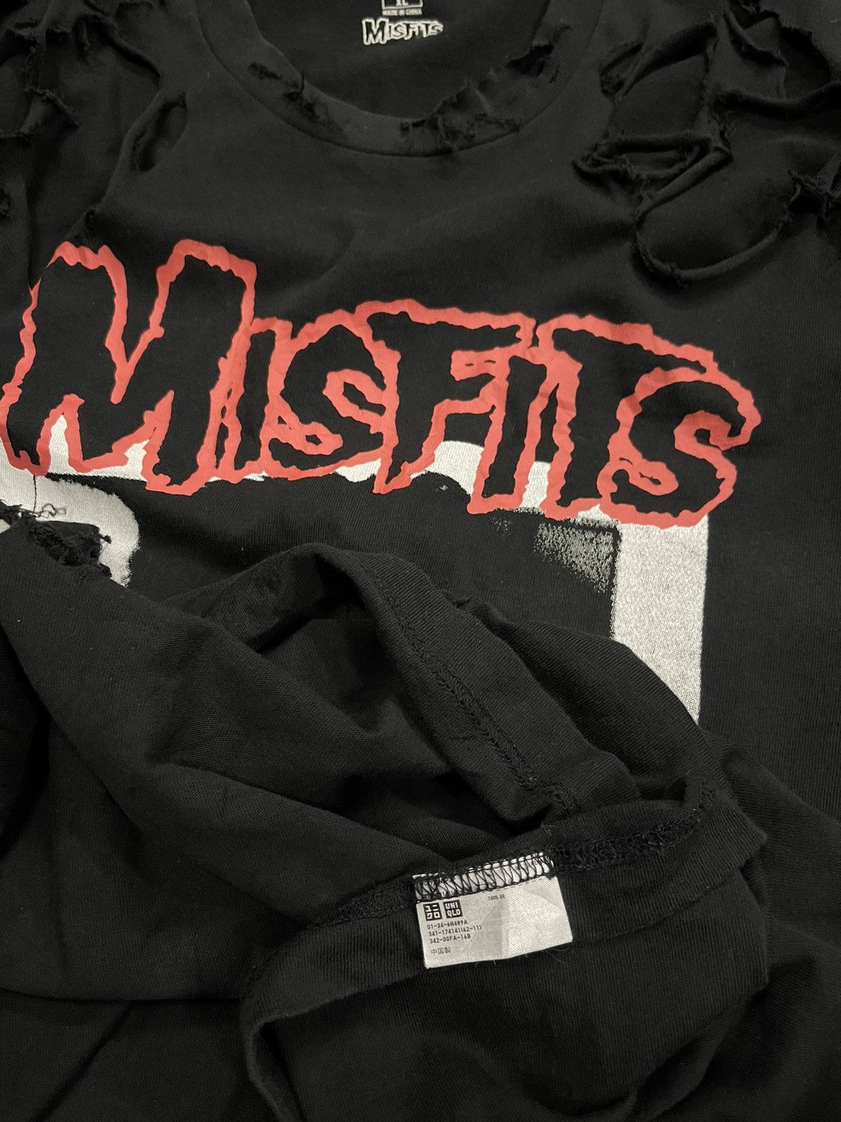 Band Tees Misfits Thrashed / Distressed shirt Size US L / EU 52-54 / 3 - 7 Thumbnail