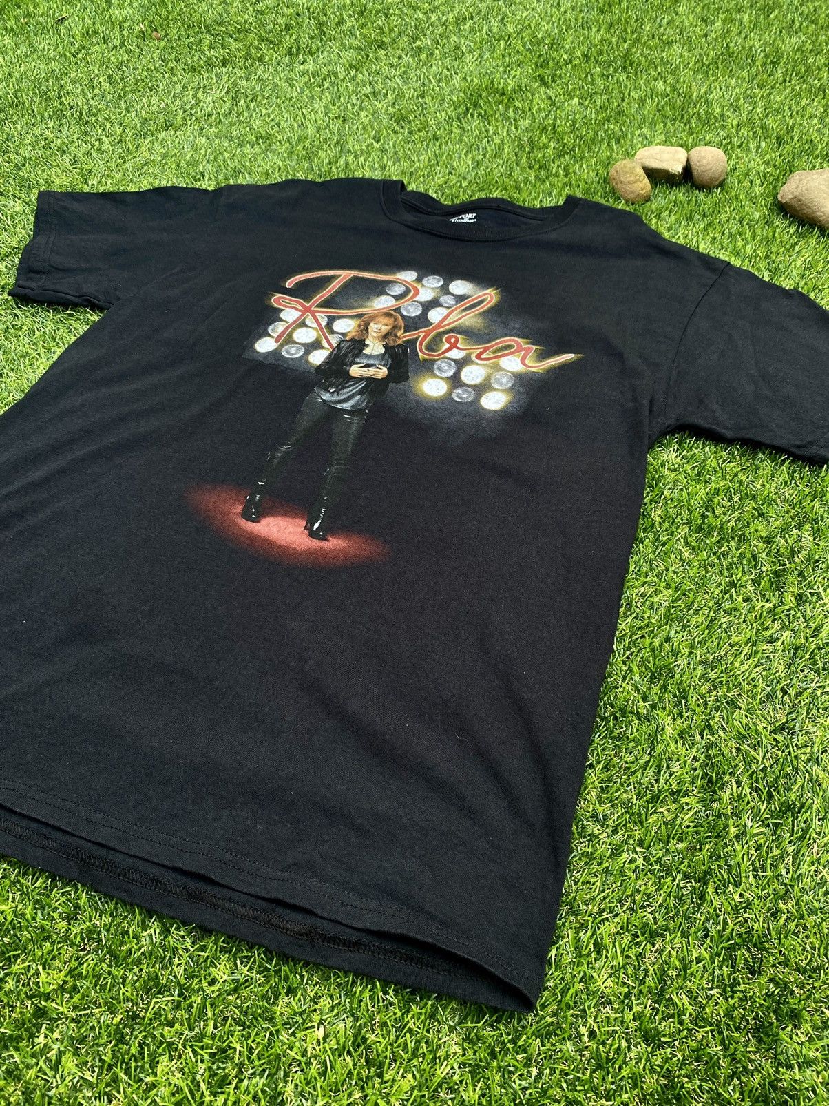 Band Tees SHOOT 🔥 Vintage Y2K Reba Solo Singer Tee T shirt Size US L / EU 52-54 / 3 - 2 Thumbnail