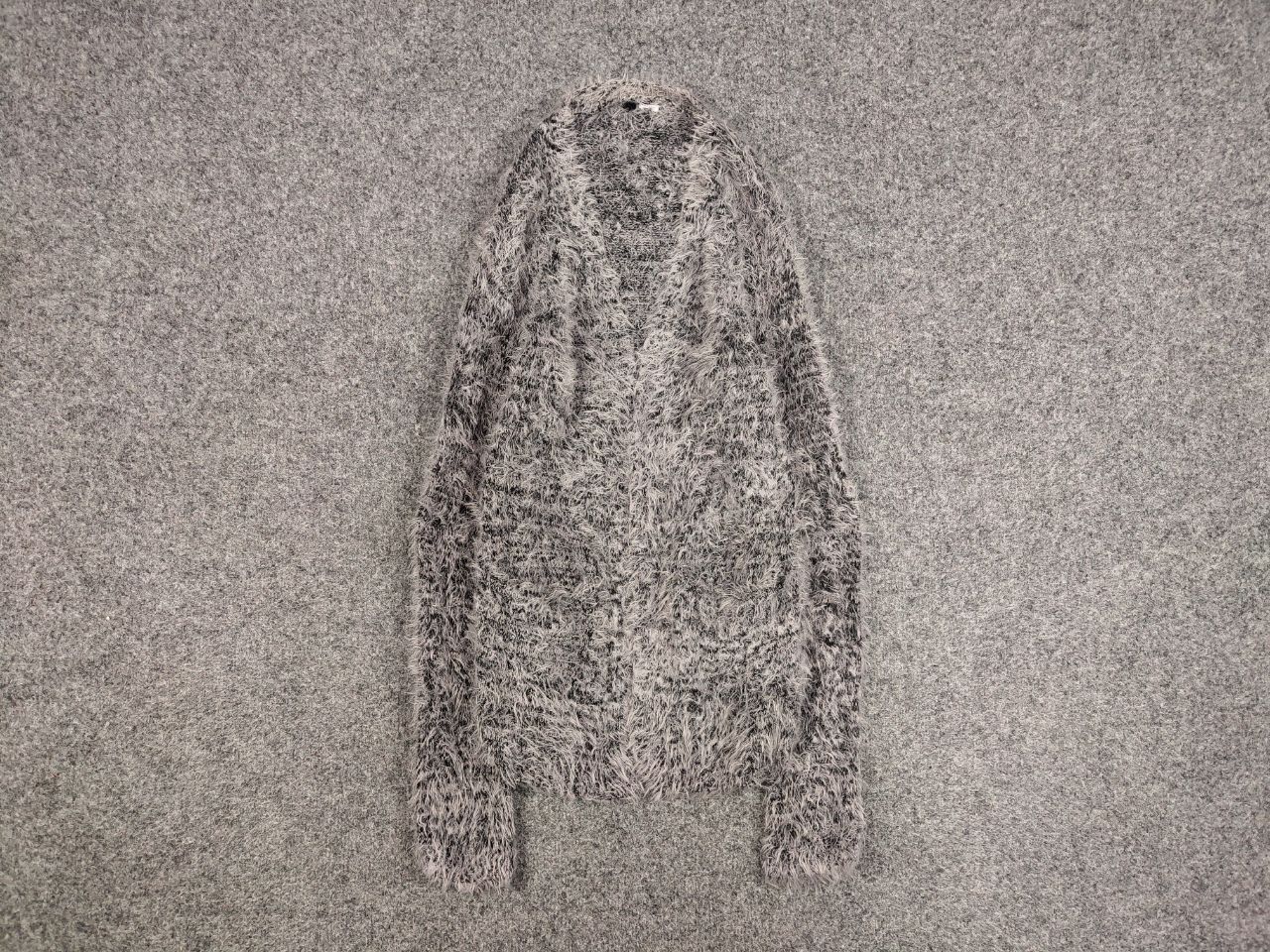 Japanese Brand Vintage 90's Japanese Gray Mohair Style Fuzzy Cardigan Hype Size S / US 4 / IT 40 - 1 Thumbnail