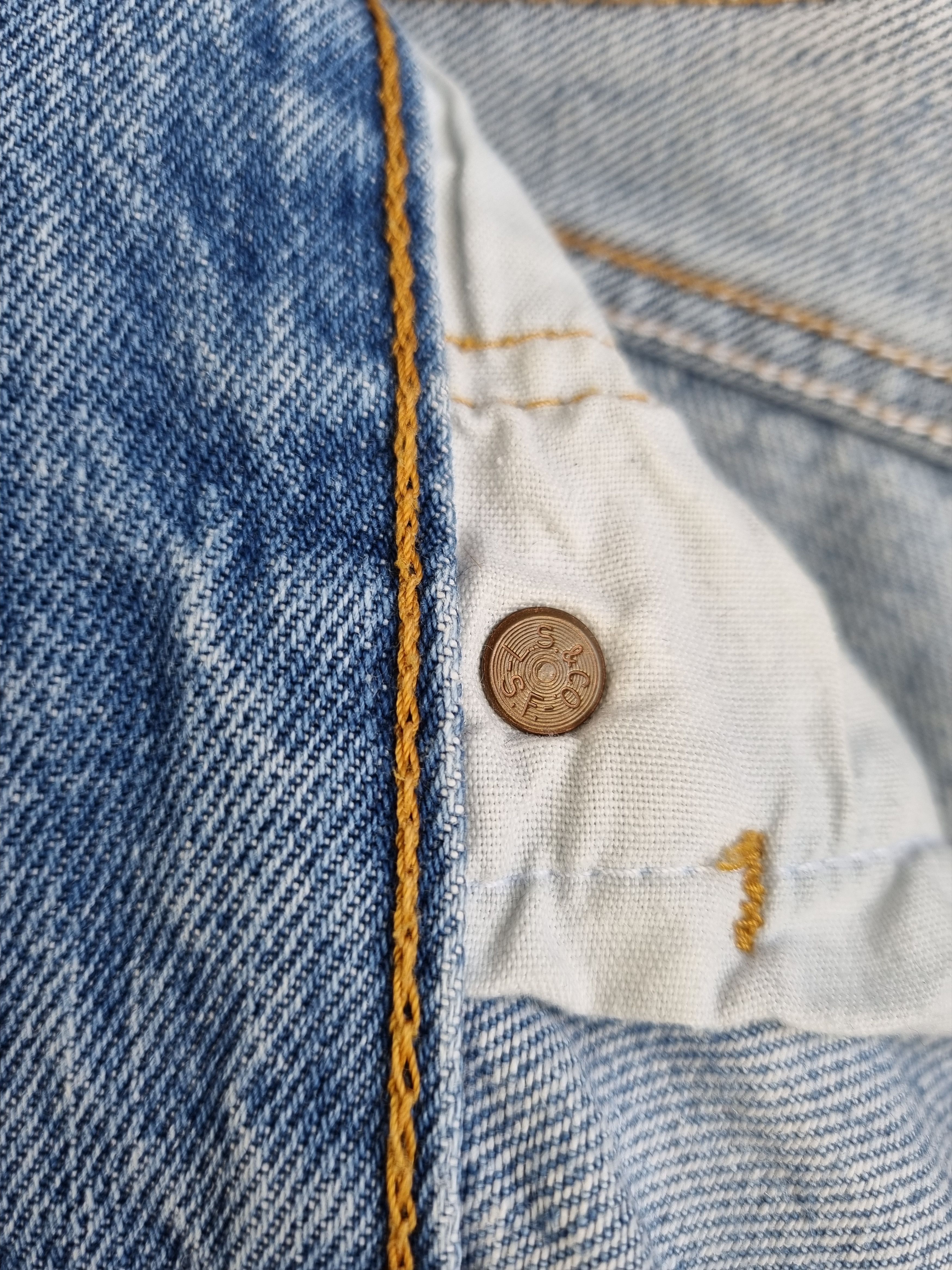 Levi's × Levi's Vintage Clothing × Vintage Levis 501 Distressed Ripped Blue Sky Denim Vintage Jeans Size US 31 - 12 Thumbnail