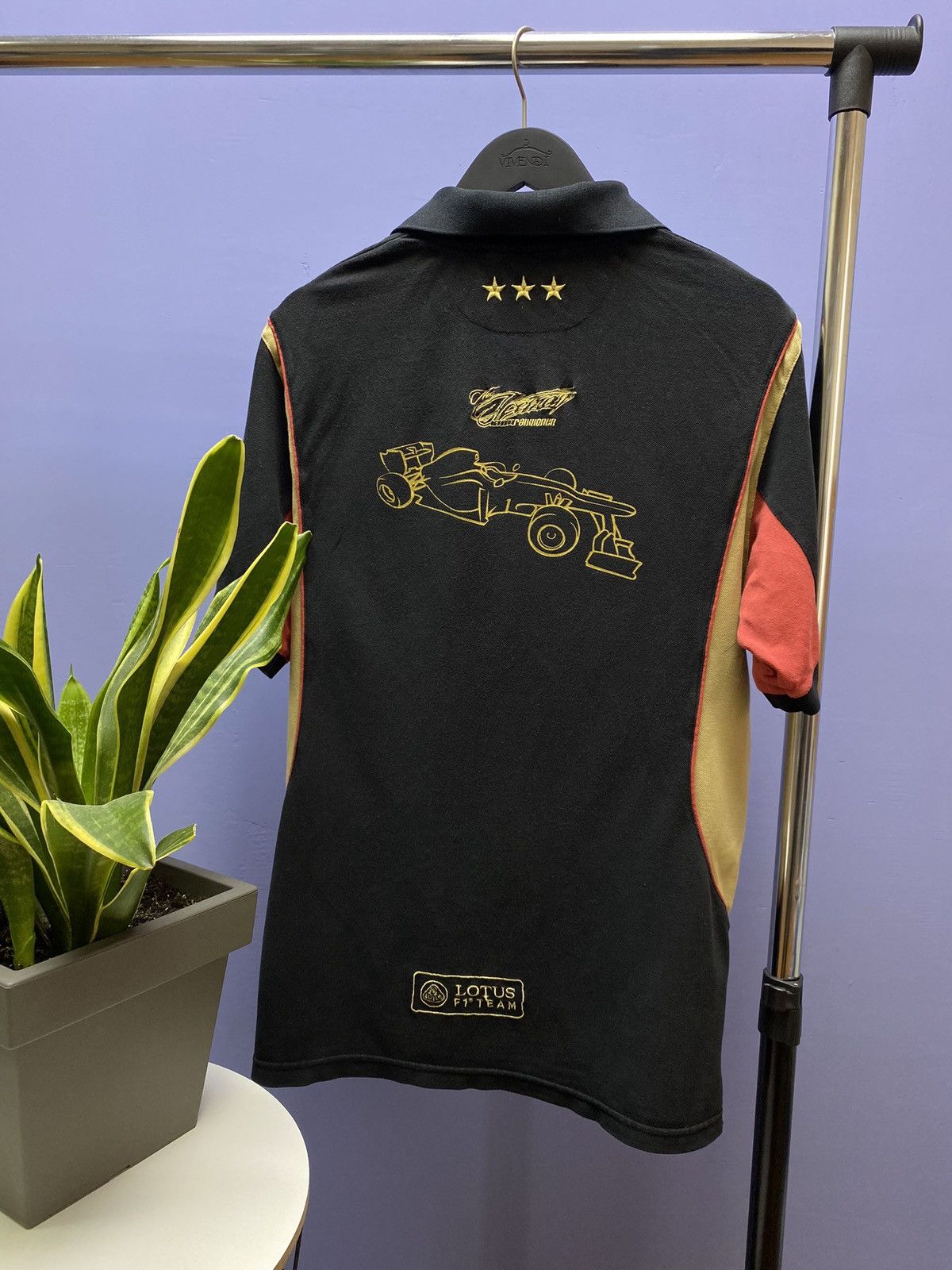 Formula 1 F1 Lotus Team Polo Shirt Official Shirt Kimi Raikkonen Size US L / EU 52-54 / 3 - 25 Thumbnail