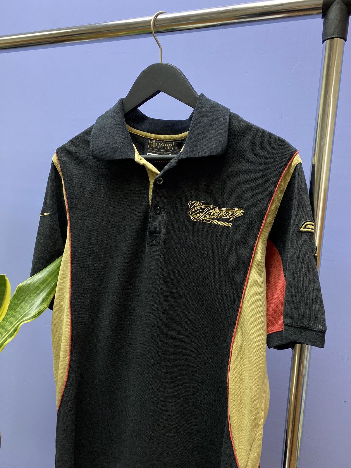 Formula 1 F1 Lotus Team Polo Shirt Official Shirt Kimi Raikkonen Size US L / EU 52-54 / 3 - 5 Thumbnail