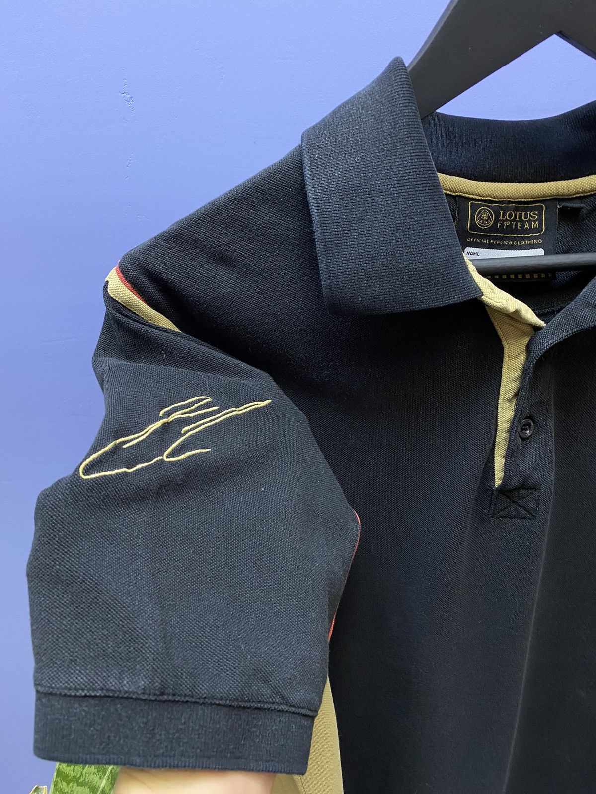 Formula 1 F1 Lotus Team Polo Shirt Official Shirt Kimi Raikkonen Size US L / EU 52-54 / 3 - 14 Thumbnail