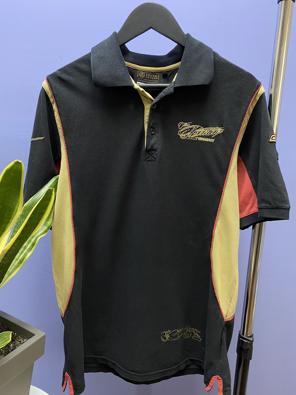 Formula 1 F1 Lotus Team Polo Shirt Official Shirt Kimi Raikkonen Size US L / EU 52-54 / 3 - 6 Thumbnail