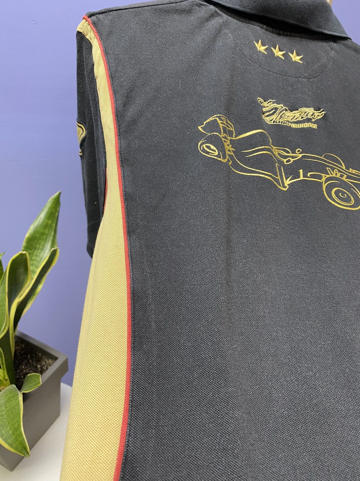 Formula 1 F1 Lotus Team Polo Shirt Official Shirt Kimi Raikkonen Size US L / EU 52-54 / 3 - 22 Thumbnail