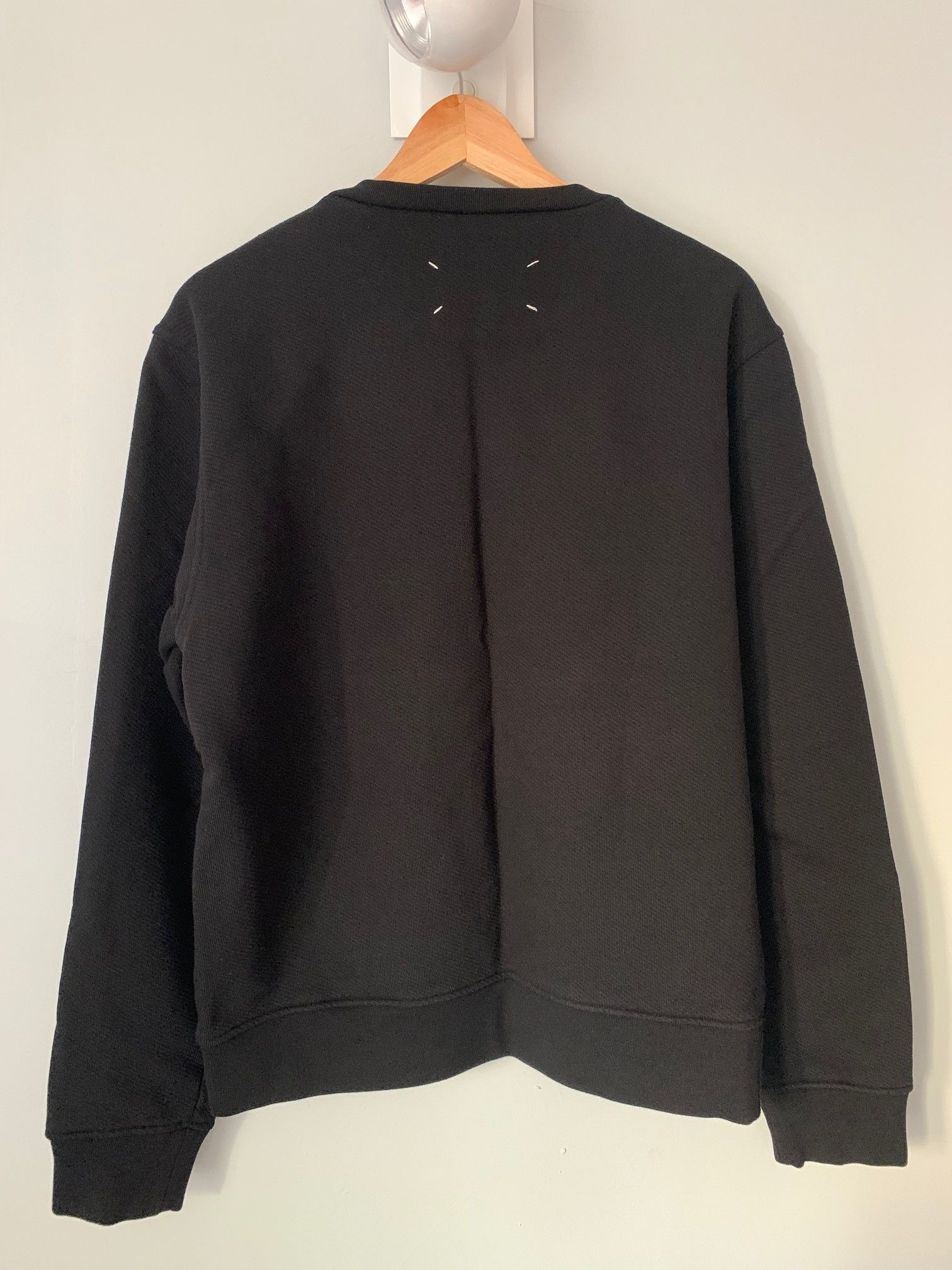 Maison Margiela Maison Margiela Black Distorted Logo Sweatshirt Size US M / EU 48-50 / 2 - 4 Thumbnail