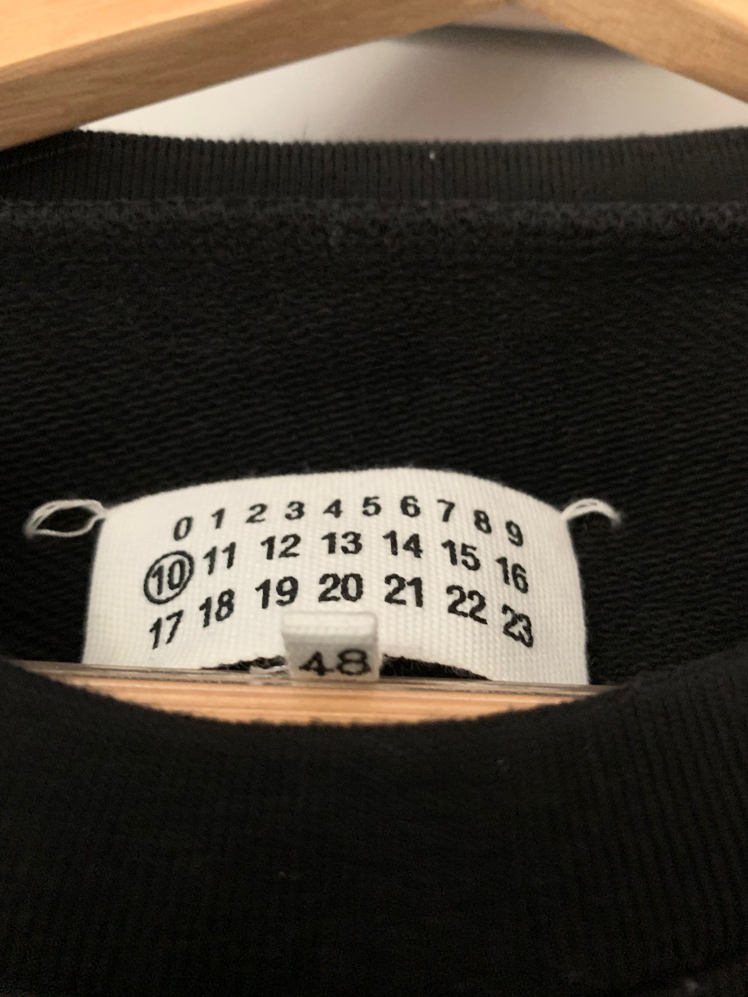 Maison Margiela Maison Margiela Black Distorted Logo Sweatshirt Size US M / EU 48-50 / 2 - 4 Thumbnail