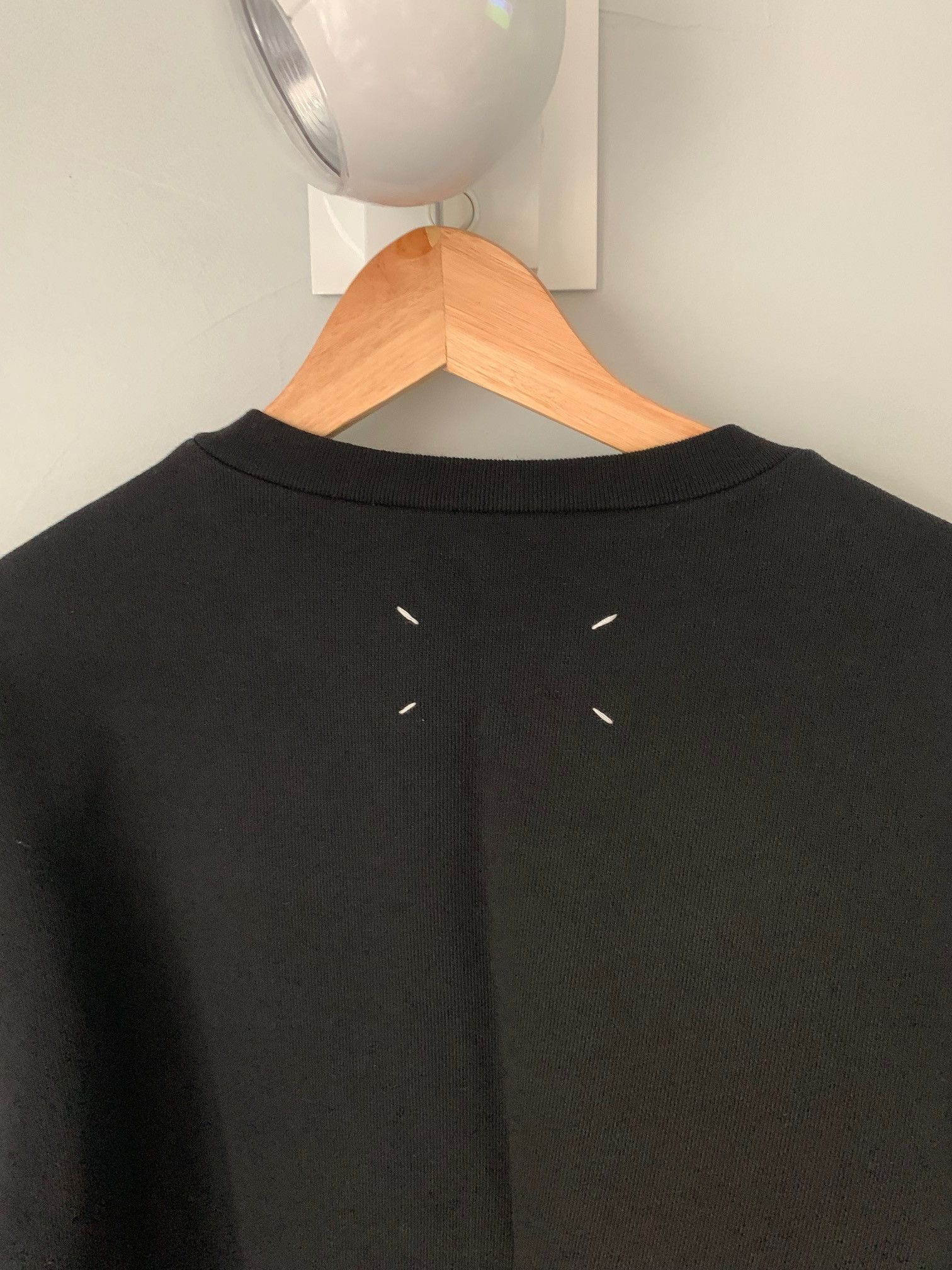 Maison Margiela Maison Margiela Black Distorted Logo Sweatshirt Size US M / EU 48-50 / 2 - 8 Thumbnail