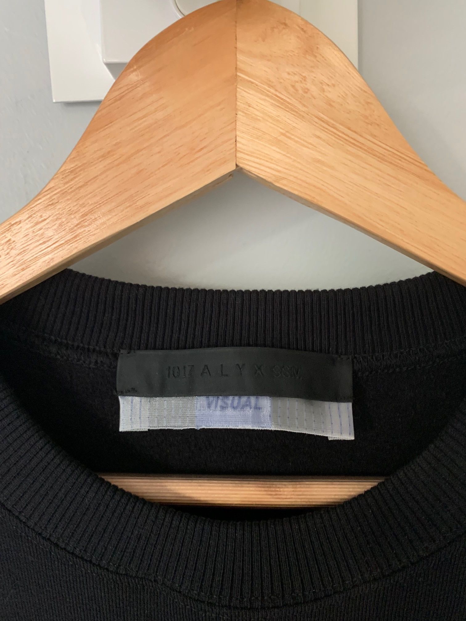 1017 ALYX 9SM Alyx Black Crewneck Visual Sweatshirt Size US S / EU 44-46 / 1 - 3 Thumbnail