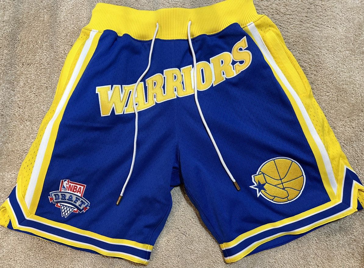 BAPE x Mitchell & Ness x NBA Golden State Warriors Basketball Shorts sale