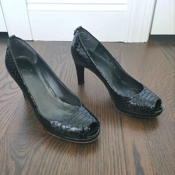 Stuart Weitzman Logoplainfield Patent Leather Snake Peep-Toe Pump Party Work Size US 6.5 / IT 36.5 - 3 Thumbnail