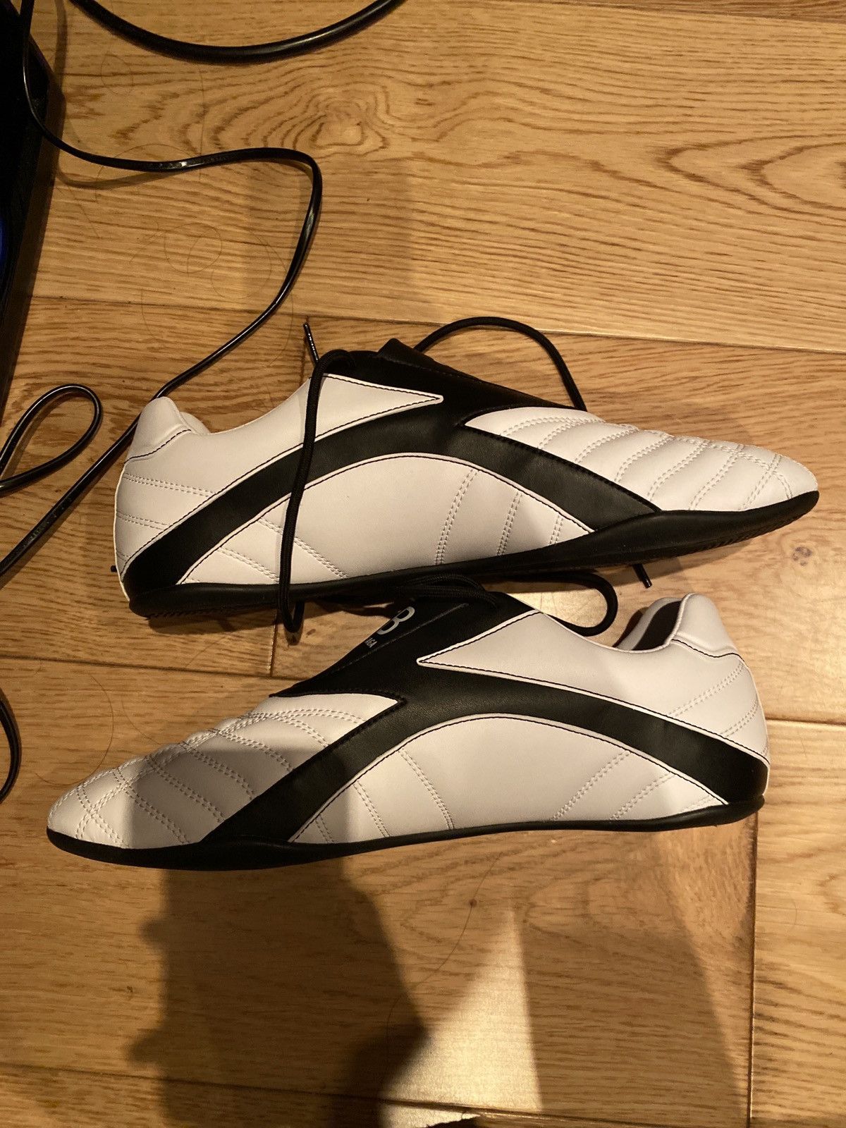 Balenciaga balenciaga football shoes zen slip on Size US 11 / EU 44 - 2 Thumbnail