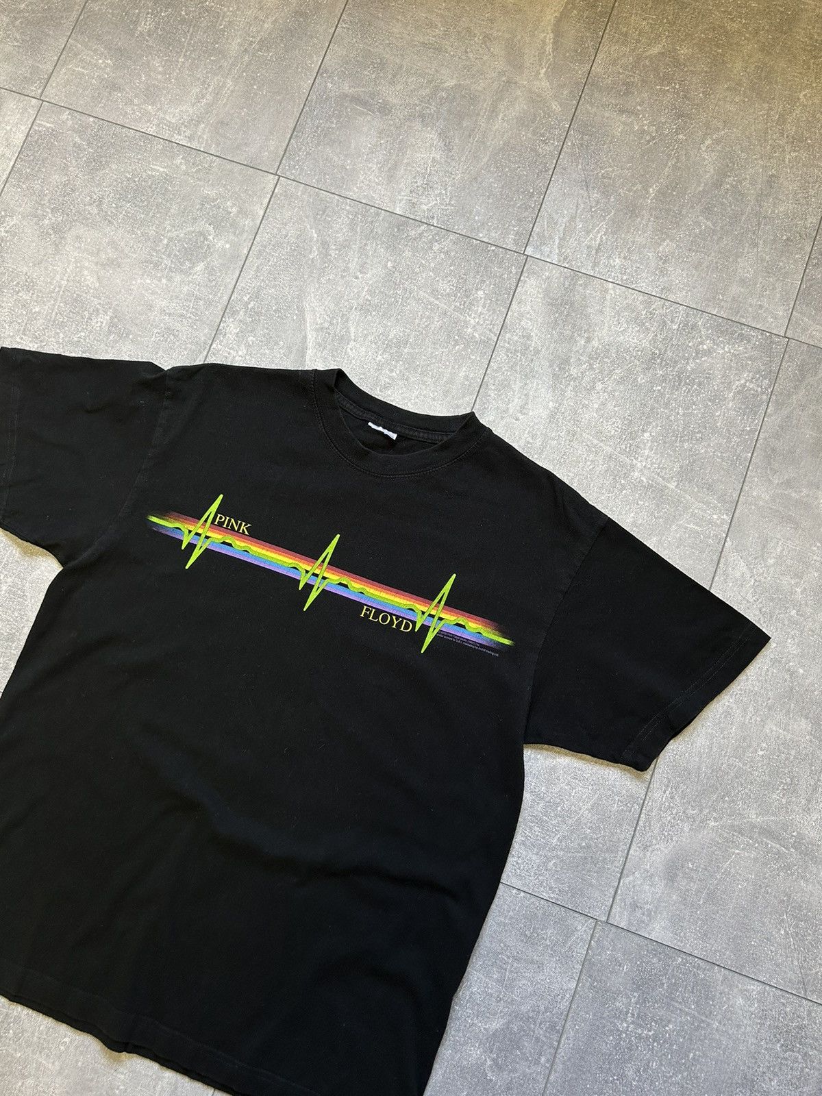 Band Tees × Pink Floyd × Vintage Mens Vintage Pink Floyd T Shirt rock band tee 2005 rare Size US M / EU 48-50 / 2 - 11 Thumbnail