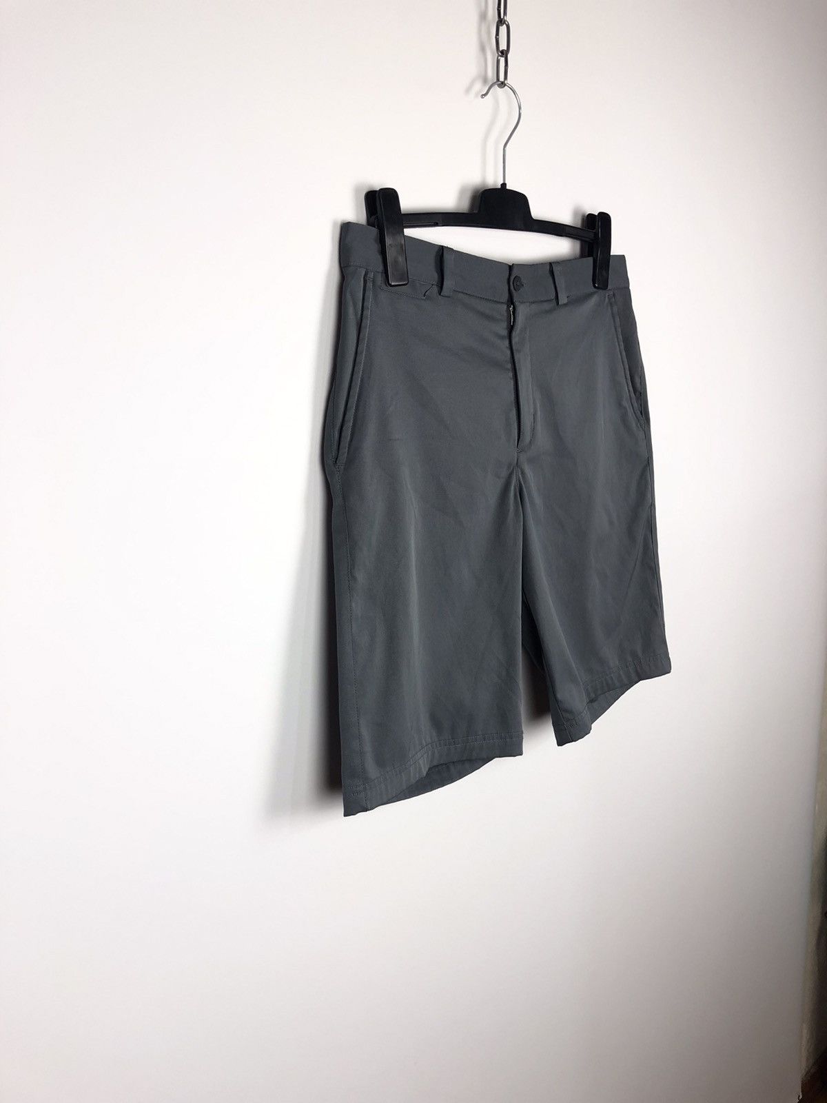 Nike Nike Dri Fit Gray Chino Shorts Embroidered Swooh Logo Tech Size US 32 / EU 48 - 3 Thumbnail