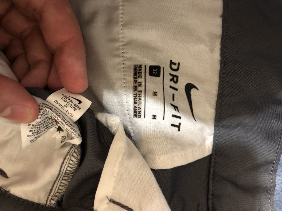 Nike Nike Dri Fit Gray Chino Shorts Embroidered Swooh Logo Tech Size US 32 / EU 48 - 7 Thumbnail