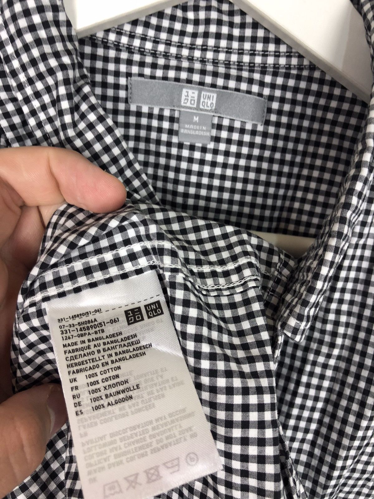 Uniqlo Uniqlo UNQ Black/White Check Shirt Button Up size M Size US M / EU 48-50 / 2 - 6 Thumbnail