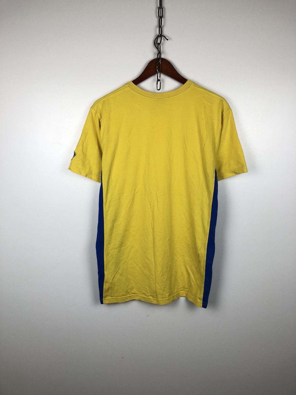 Nike Vintage Nike Fit Dry Yellow T-Shirt size L Size US L / EU 52-54 / 3 - 5 Thumbnail
