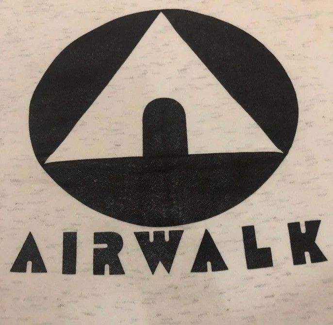 Airwalk Vintage 90s airwalk sweatshirt big logo pullover Size US M / EU 48-50 / 2 - 3 Thumbnail