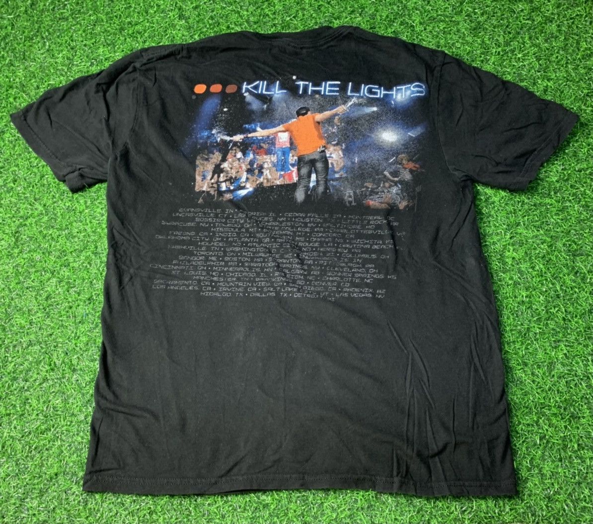 Band Tees Luke Bryan ‘Kill The Lights’ Concert Tee American Country Size US M / EU 48-50 / 2 - 1 Thumbnail