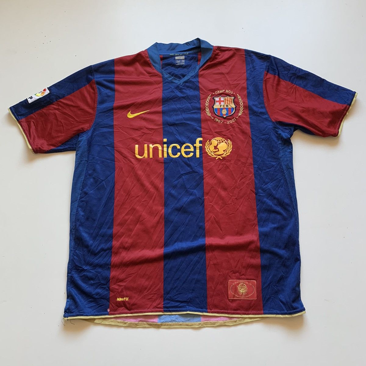 image of F C Barcelona x Nike Vintage 2000S Nike Embroidered Fc Barcelona Soccer Jersey, Men's (Size XL)