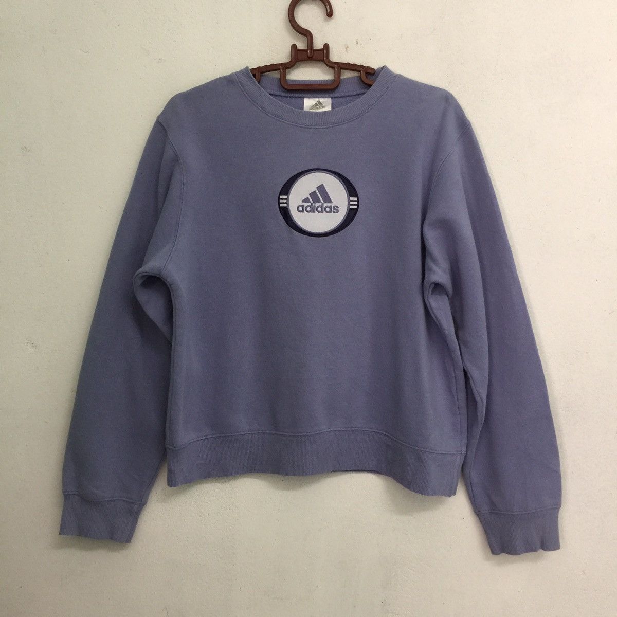 Adidas Adidas Embroidered Logo Crewneck Sweatshirt Size US M / EU 48-50 / 2 - 1 Thumbnail