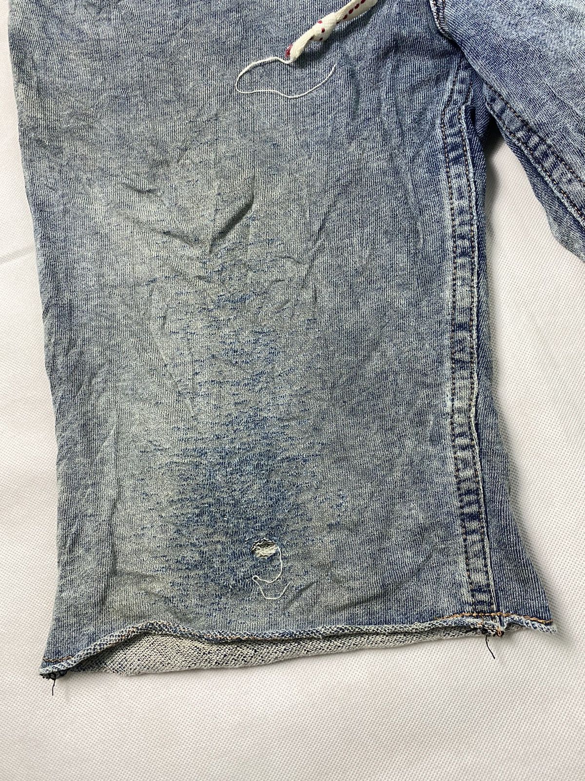 Edwin Edwin Distressed Short Pant Stretchable Size US 34 / EU 50 - 4 Thumbnail
