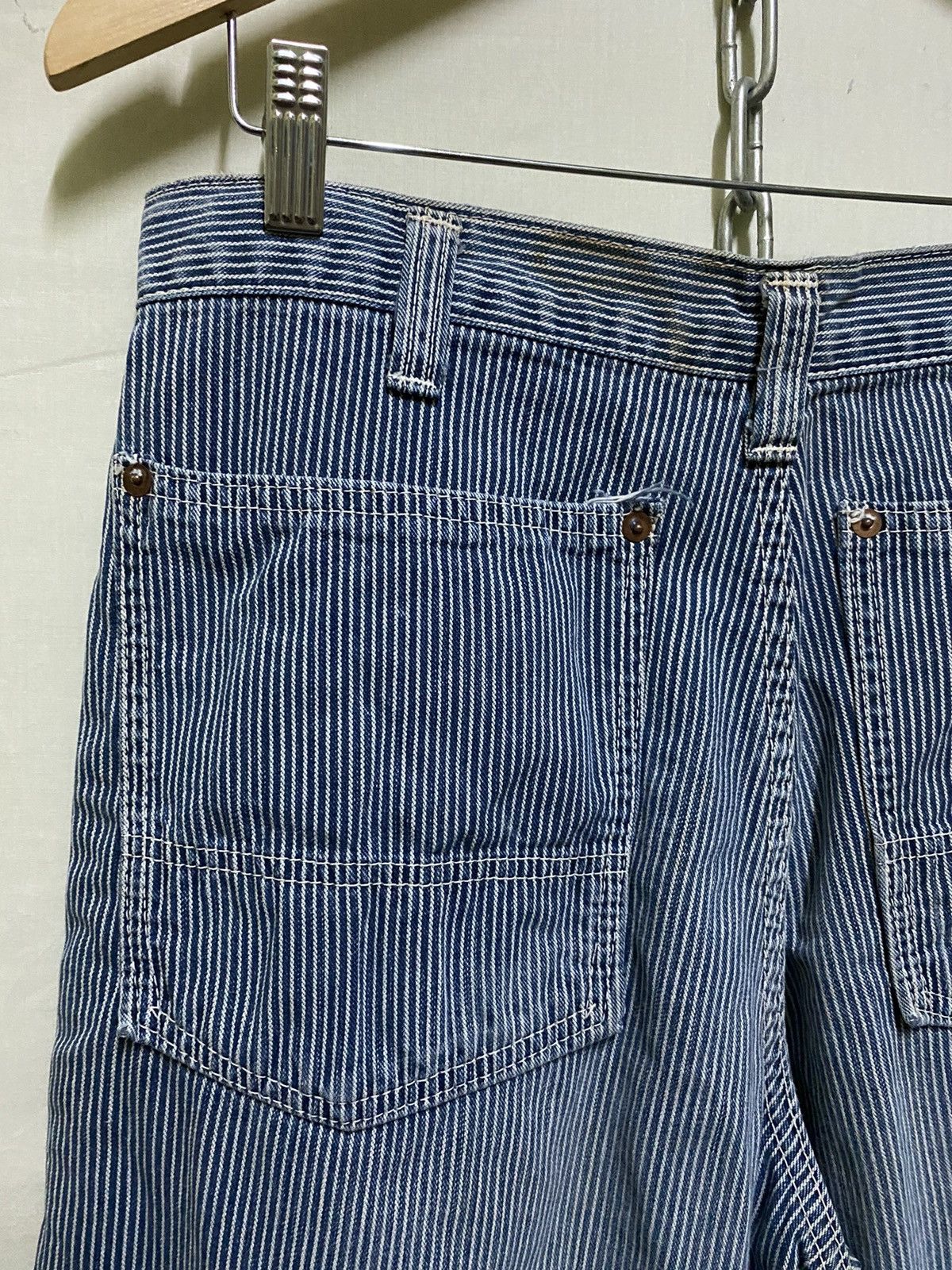 Oshkosh Vintage Oshkosh Worker Pants Stripes Hickory Jeans Size US 30 / EU 46 - 8 Thumbnail