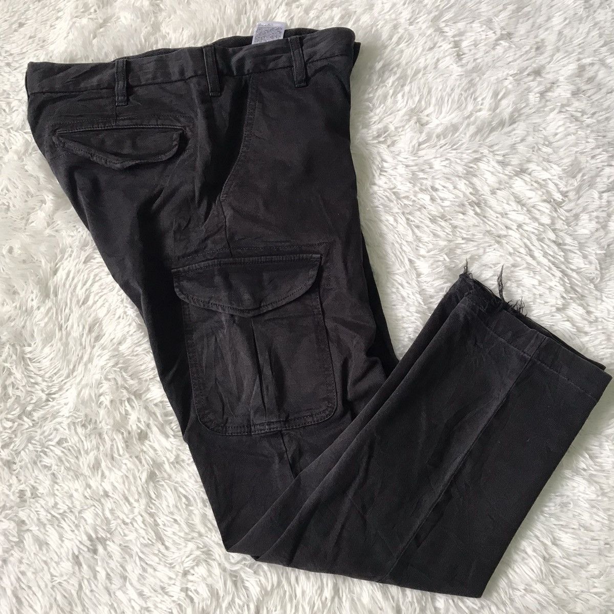 Japanese Brand Uniqlo Distress Cargo Pant Size US 29 - 17 Thumbnail