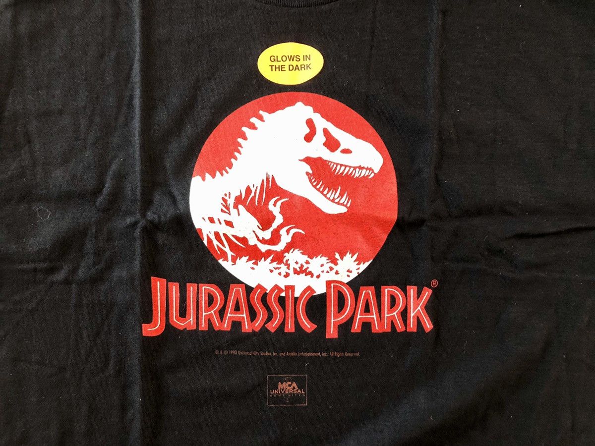 Tultex × Vintage Jurassic Park MCA Glow In The Dark 1993 Vintage T-Shirt Size US L / EU 52-54 / 3 - 2 Thumbnail