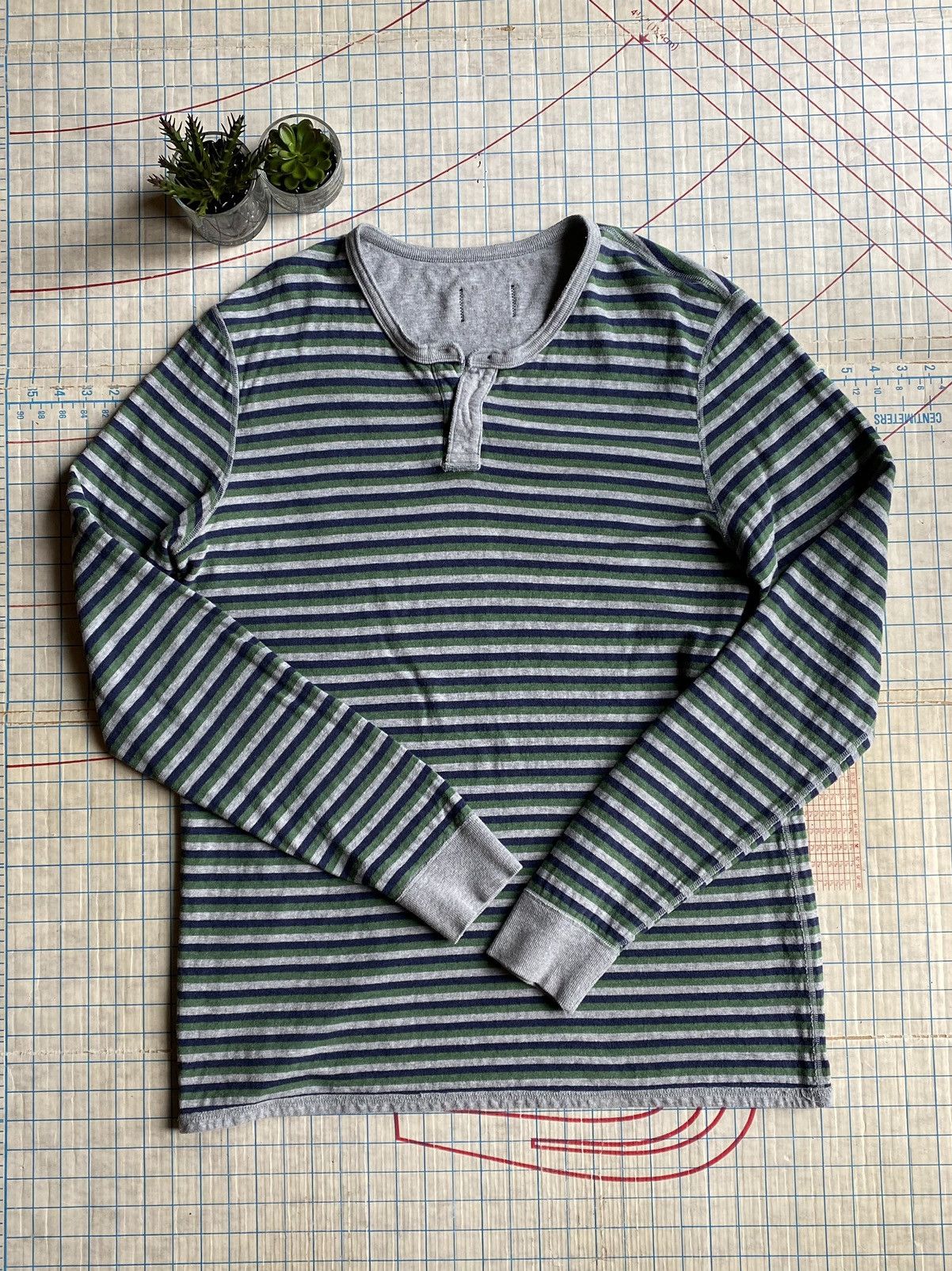 Reigning Champ Reigning Champ Henley Collar Reversible Long Sleeve XL Size US XL / EU 56 / 4 - 9 Thumbnail