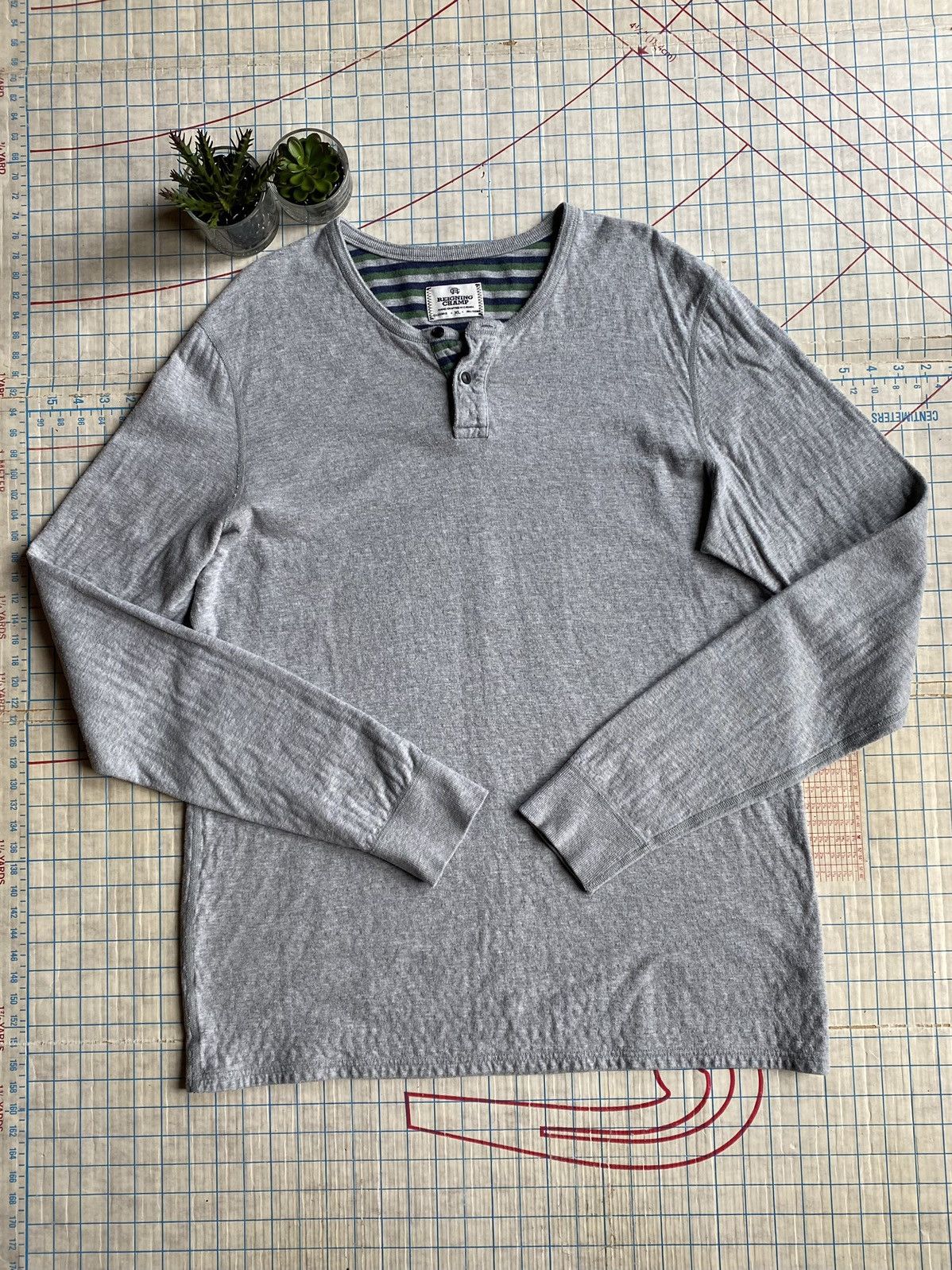 Reigning Champ Reigning Champ Henley Collar Reversible Long Sleeve XL Size US XL / EU 56 / 4 - 4 Thumbnail