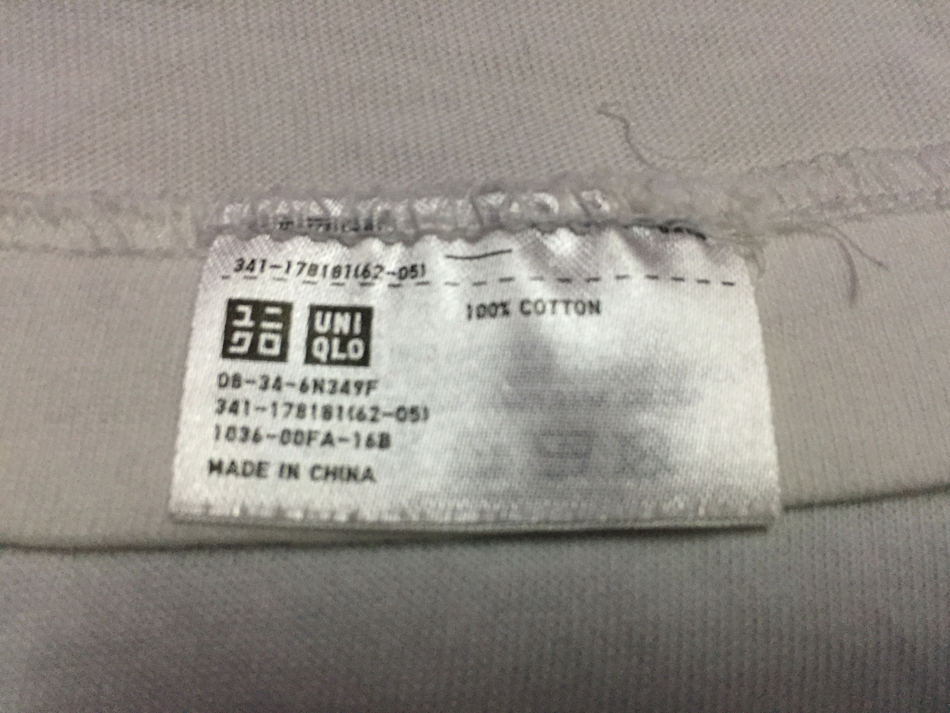 Kaws × Uniqlo Kaws x Uniqlo Skeleton Tee Size US L / EU 52-54 / 3 - 5 Thumbnail