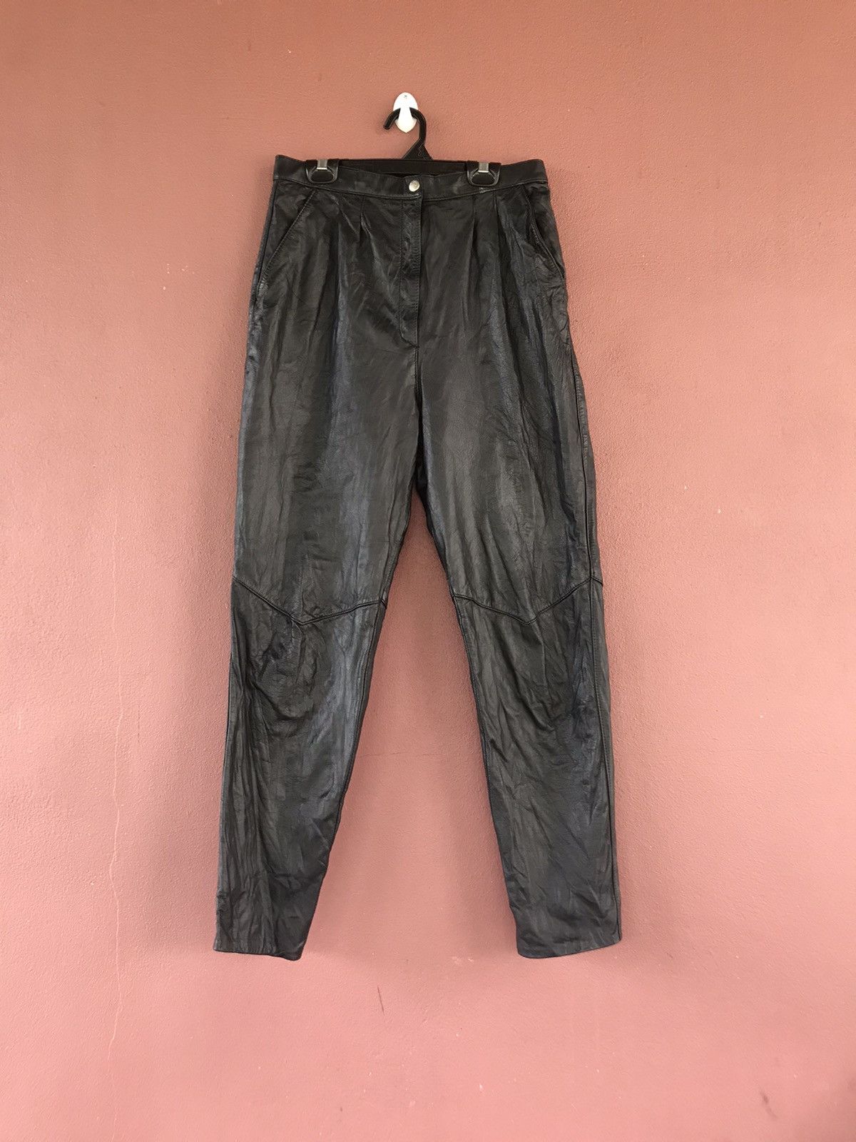 Leather pants black colour