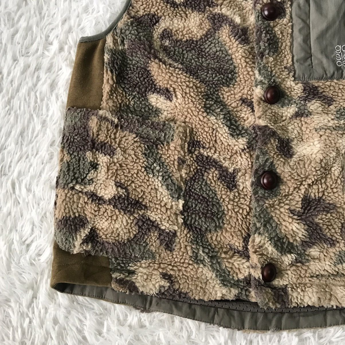 go slow caravan Go slow caravan deep fleece vest Size US S / EU 44-46 / 1 - 5 Thumbnail