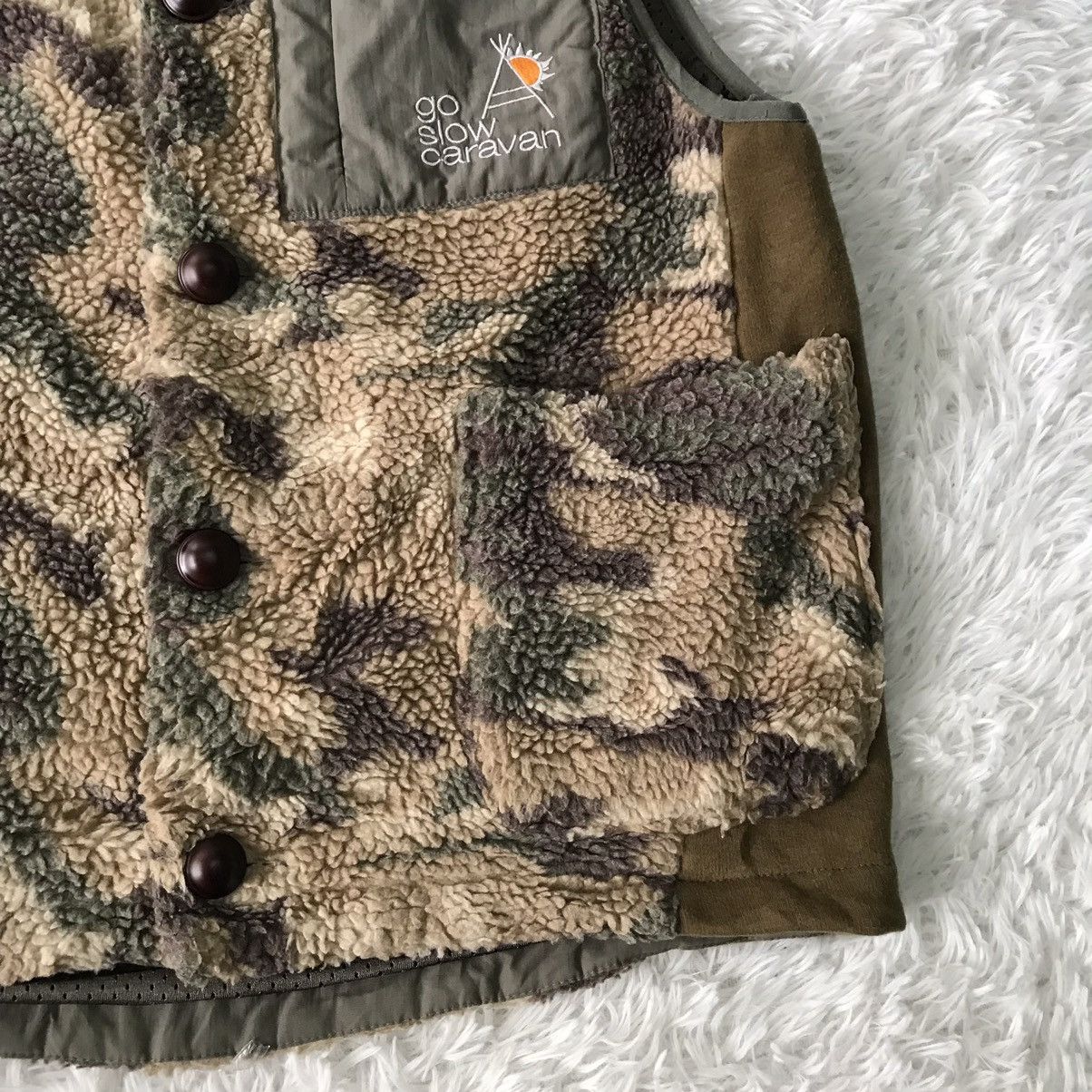 go slow caravan Go slow caravan deep fleece vest Size US S / EU 44-46 / 1 - 6 Thumbnail