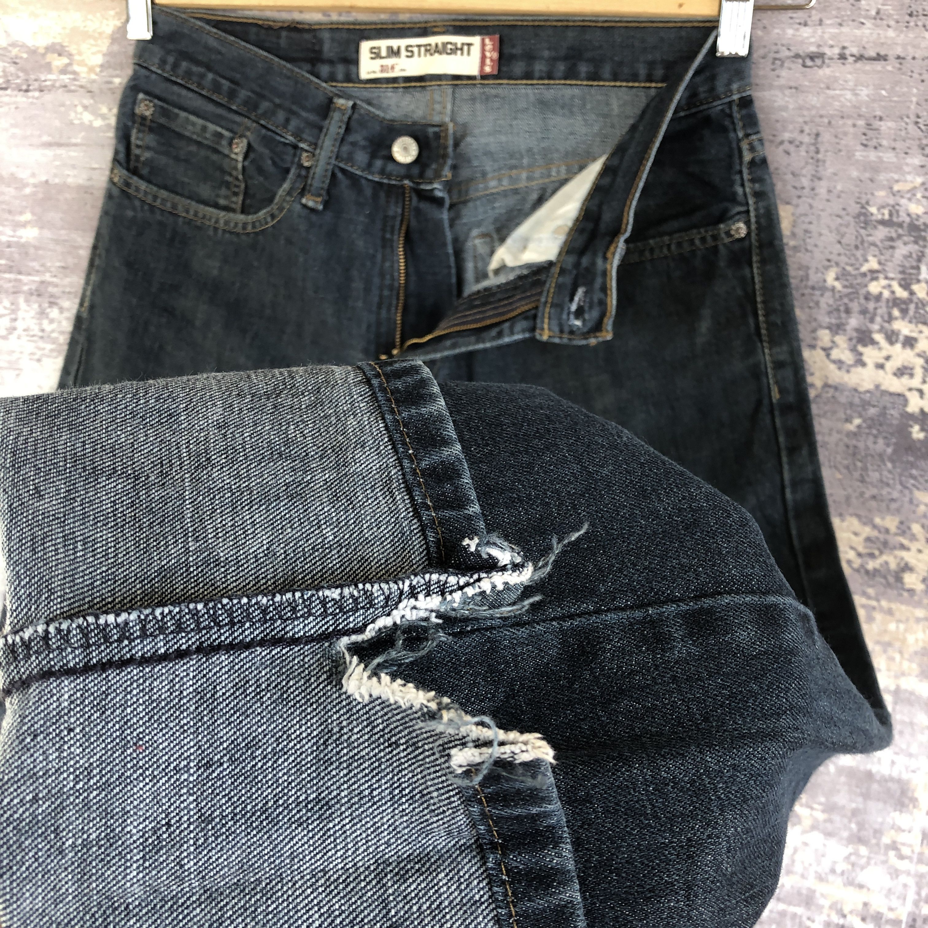 Jean Vintage Levi's Dark Blue Jeans Levis 514 Denim Pants Size 28" / US 6 / IT 42 - 8 Thumbnail