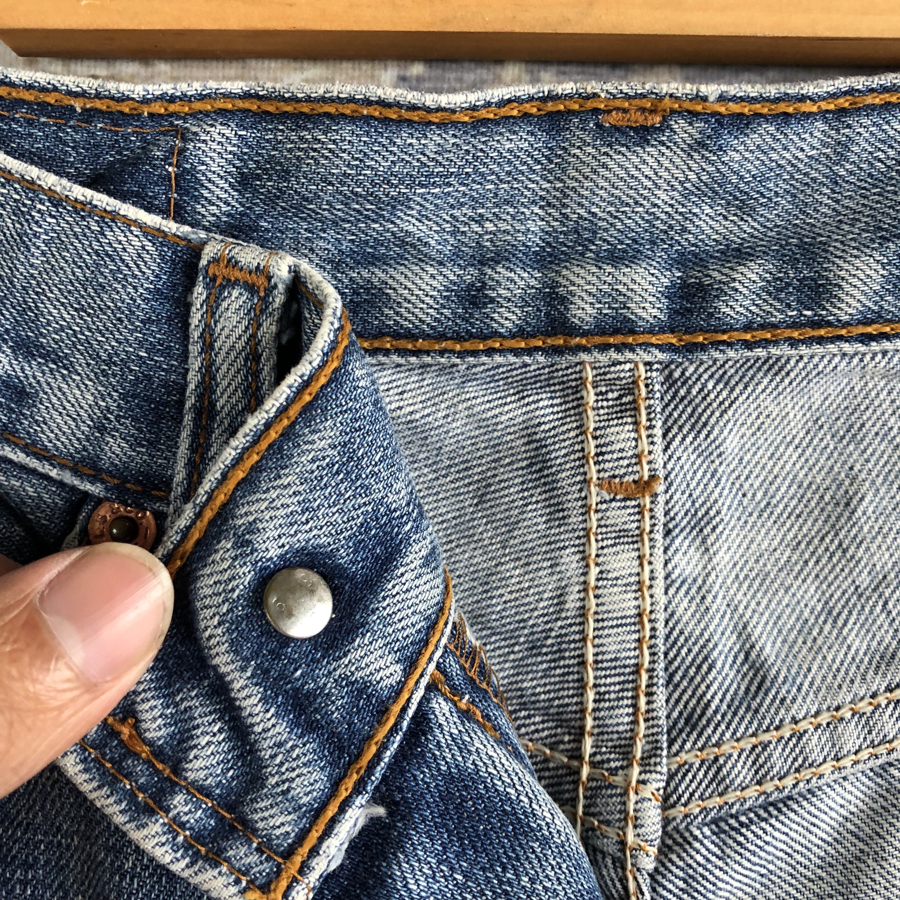 Vintage Levi's 517 Bell Bottom Jeans Flared Levis Denim