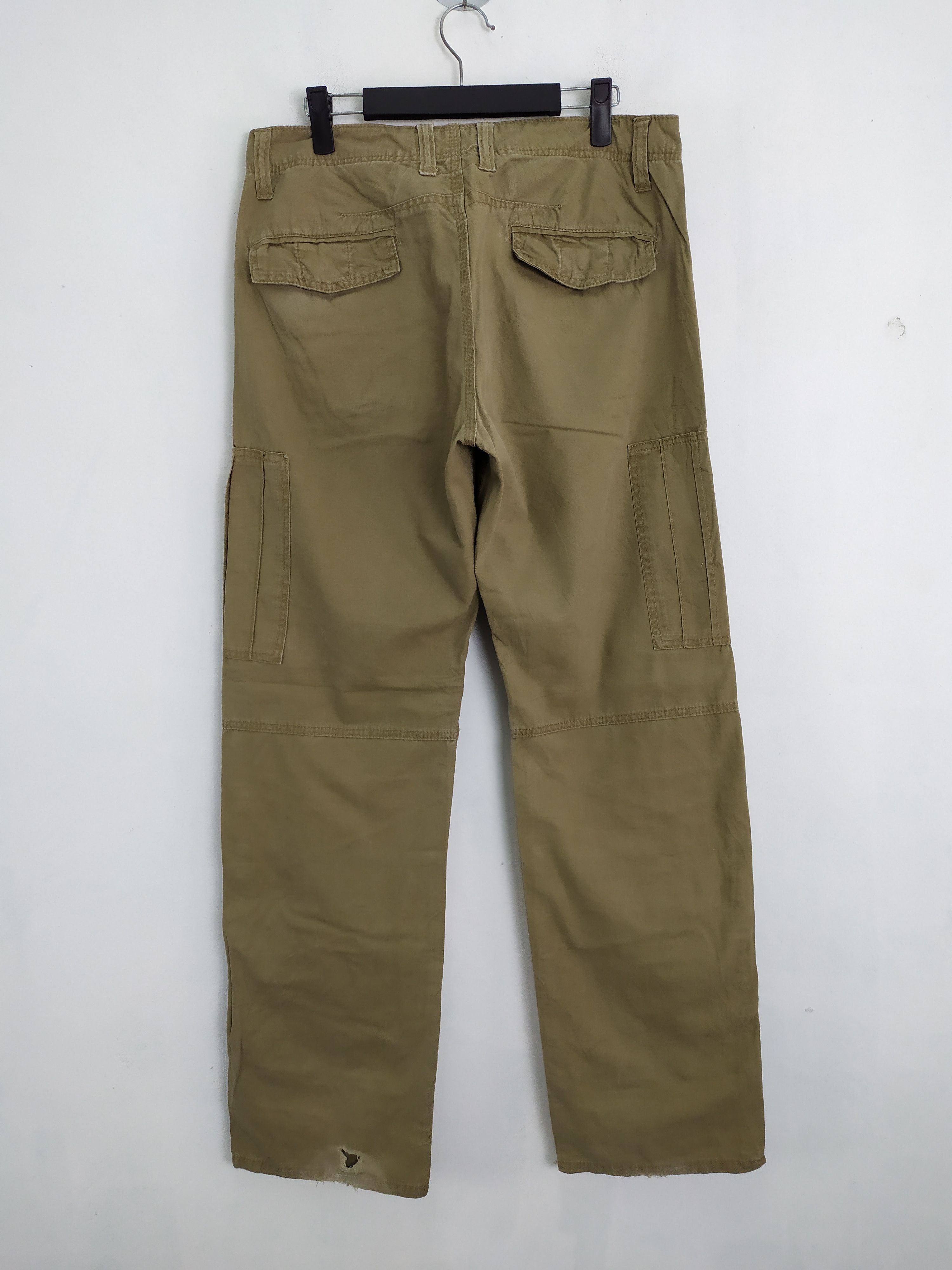 Japanese Brand FAMOUS FUNCTION GARMENTS CARGO PANTS Size US 32 / EU 48 - 5 Thumbnail