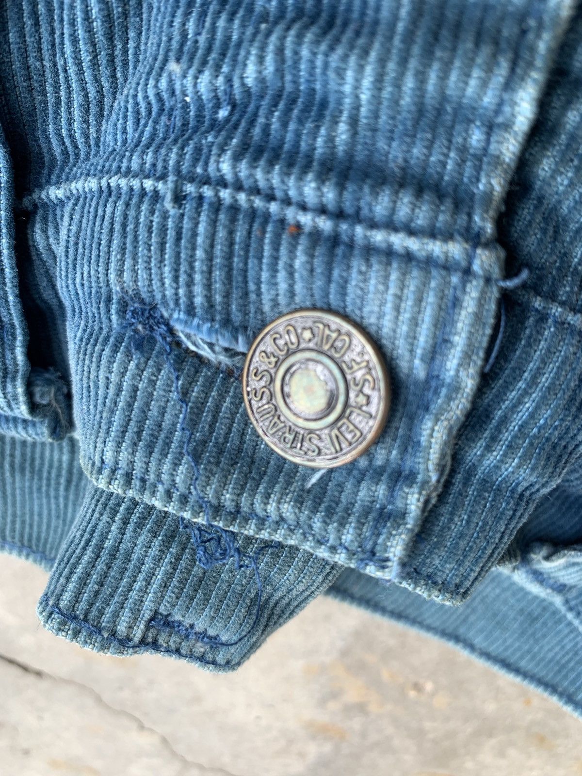 Levi's THRASHED FADED Vintage 80s Levis Curduroy Bootcut Pant Size US 30 / EU 46 - 4 Thumbnail