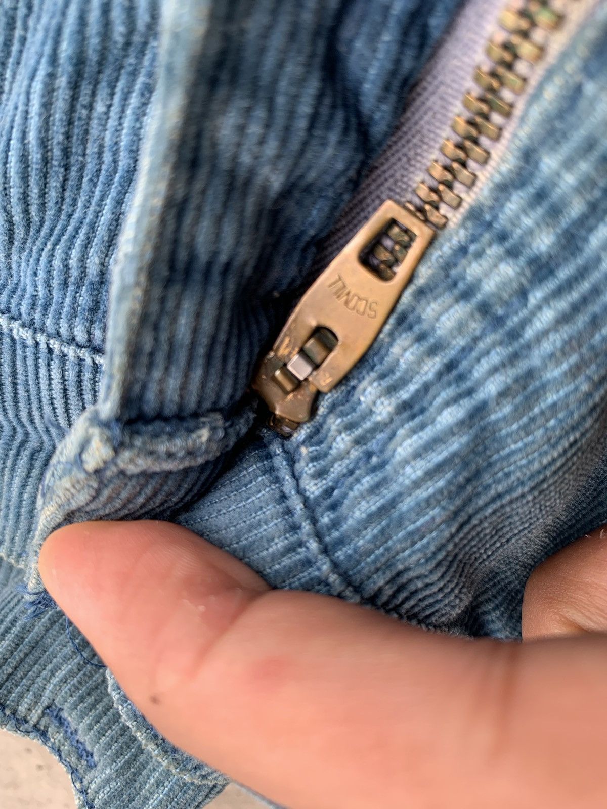Levi's THRASHED FADED Vintage 80s Levis Curduroy Bootcut Pant Size US 30 / EU 46 - 5 Thumbnail