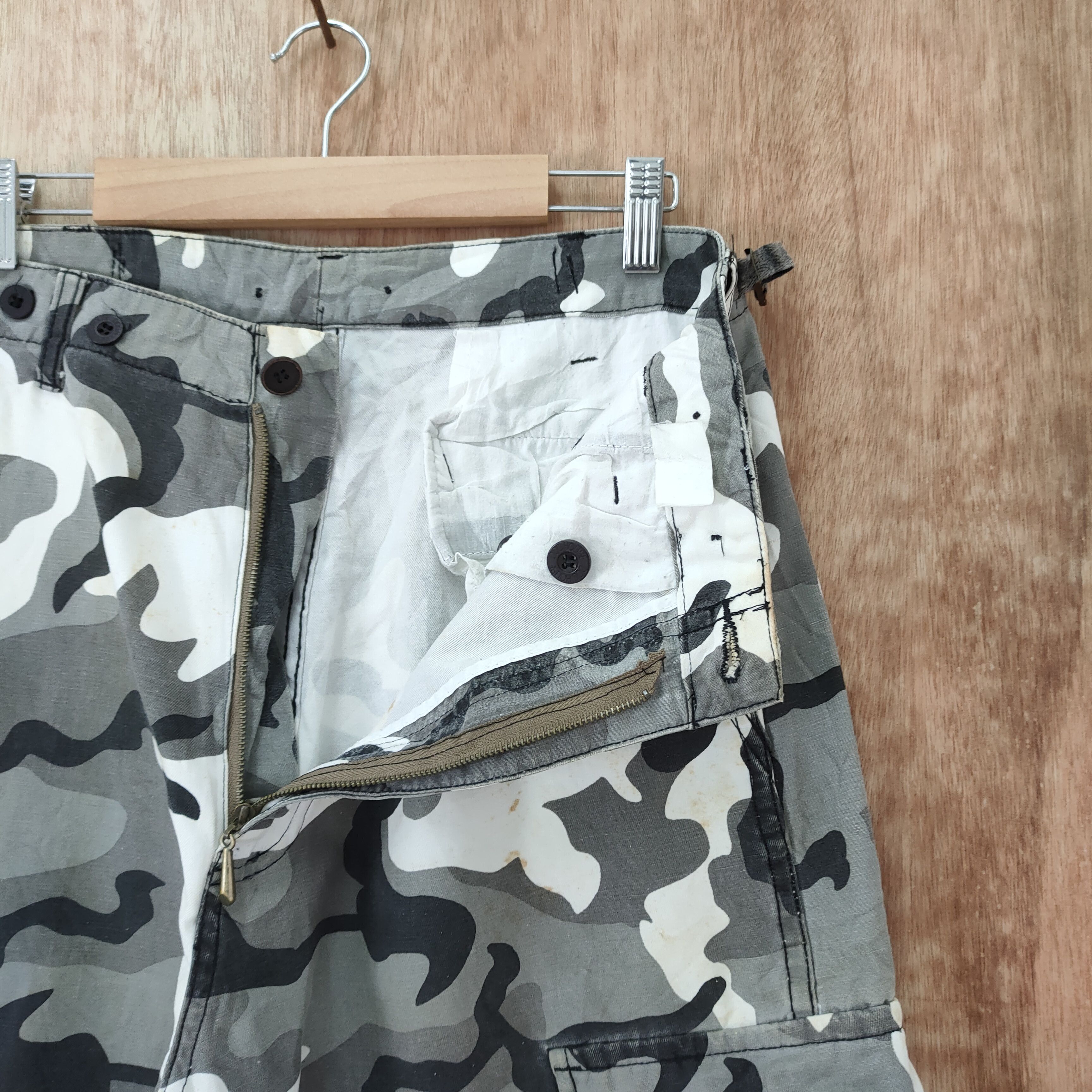 Japanese Brand DOG HOUSE CAMO FADED CARGO PANTS Size US 30 / EU 46 - 3 Thumbnail