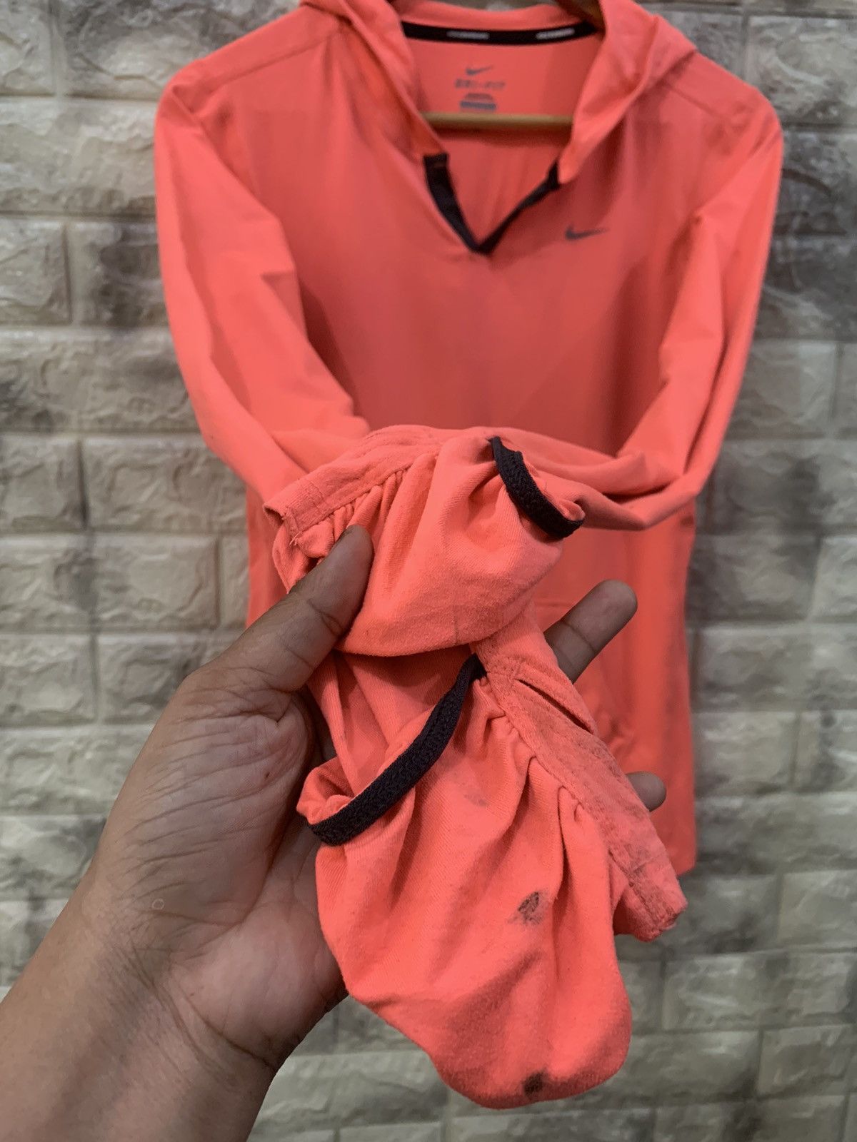Nike Nike Running Hoodies for Women’s Size M / US 6-8 / IT 42-44 - 7 Thumbnail