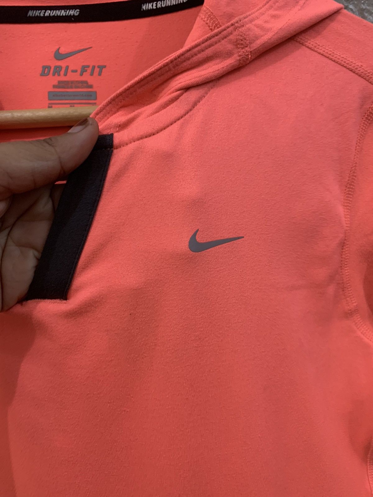 Nike Nike Running Hoodies for Women’s Size M / US 6-8 / IT 42-44 - 9 Thumbnail
