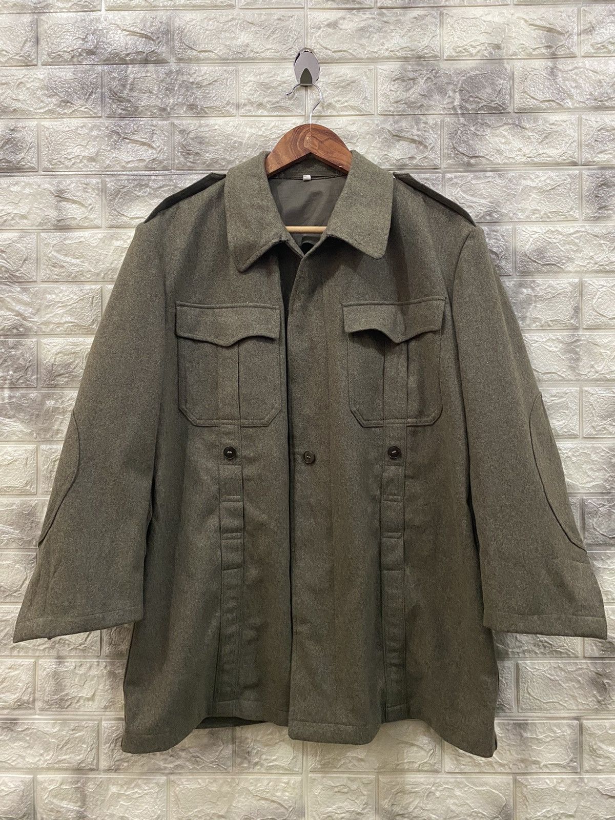 Vintage Vintage 80’s Military jacket Size US L / EU 52-54 / 3 - 1 Thumbnail