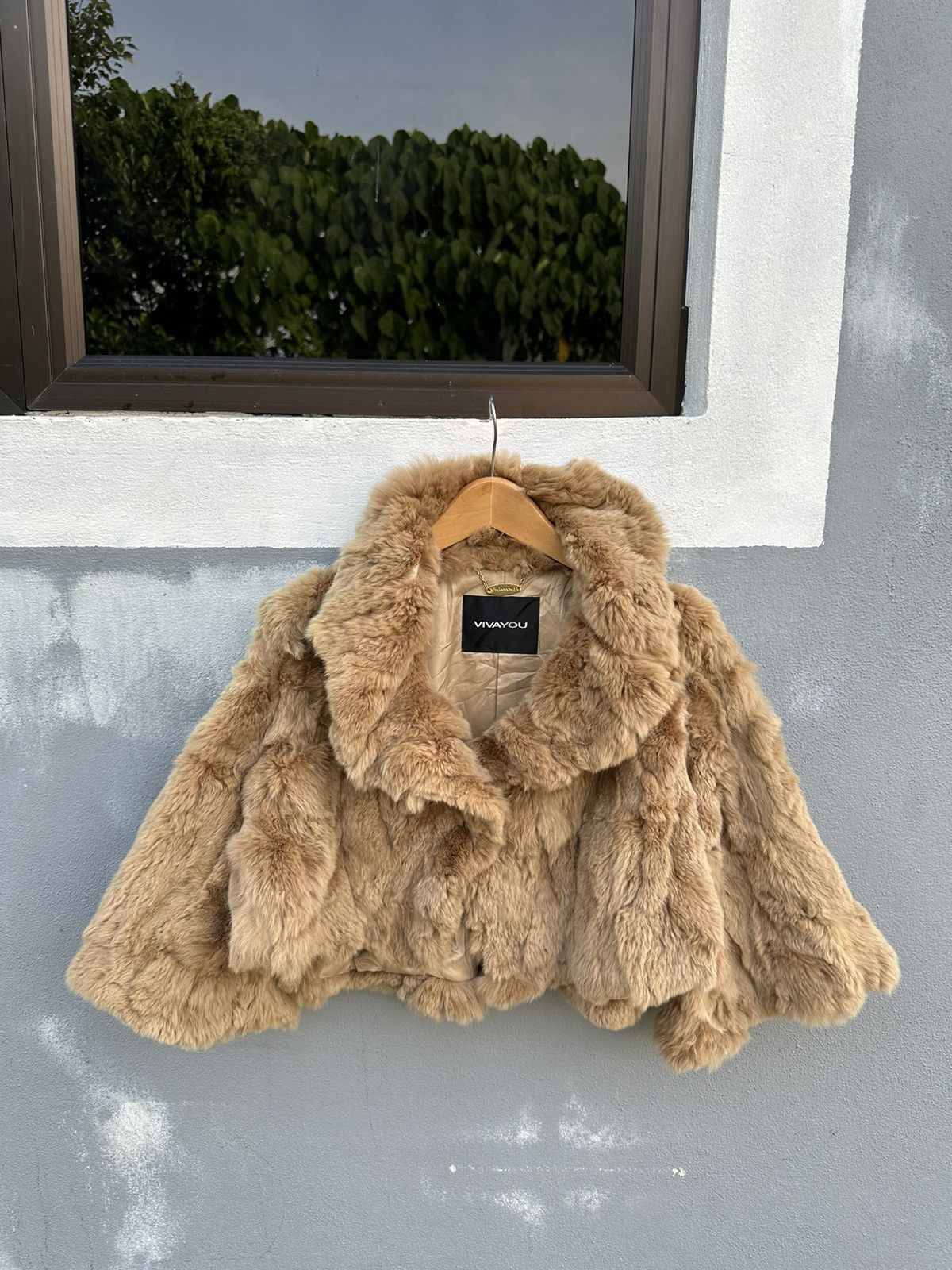 Designer 🔥Super gorgeous🔥Vivayou rabbit fur cropped jacket Size S / US 4 / IT 40 - 1 Thumbnail