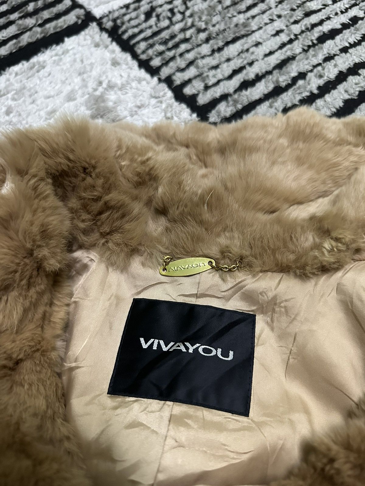 Designer 🔥Super gorgeous🔥Vivayou rabbit fur cropped jacket Size S / US 4 / IT 40 - 5 Thumbnail