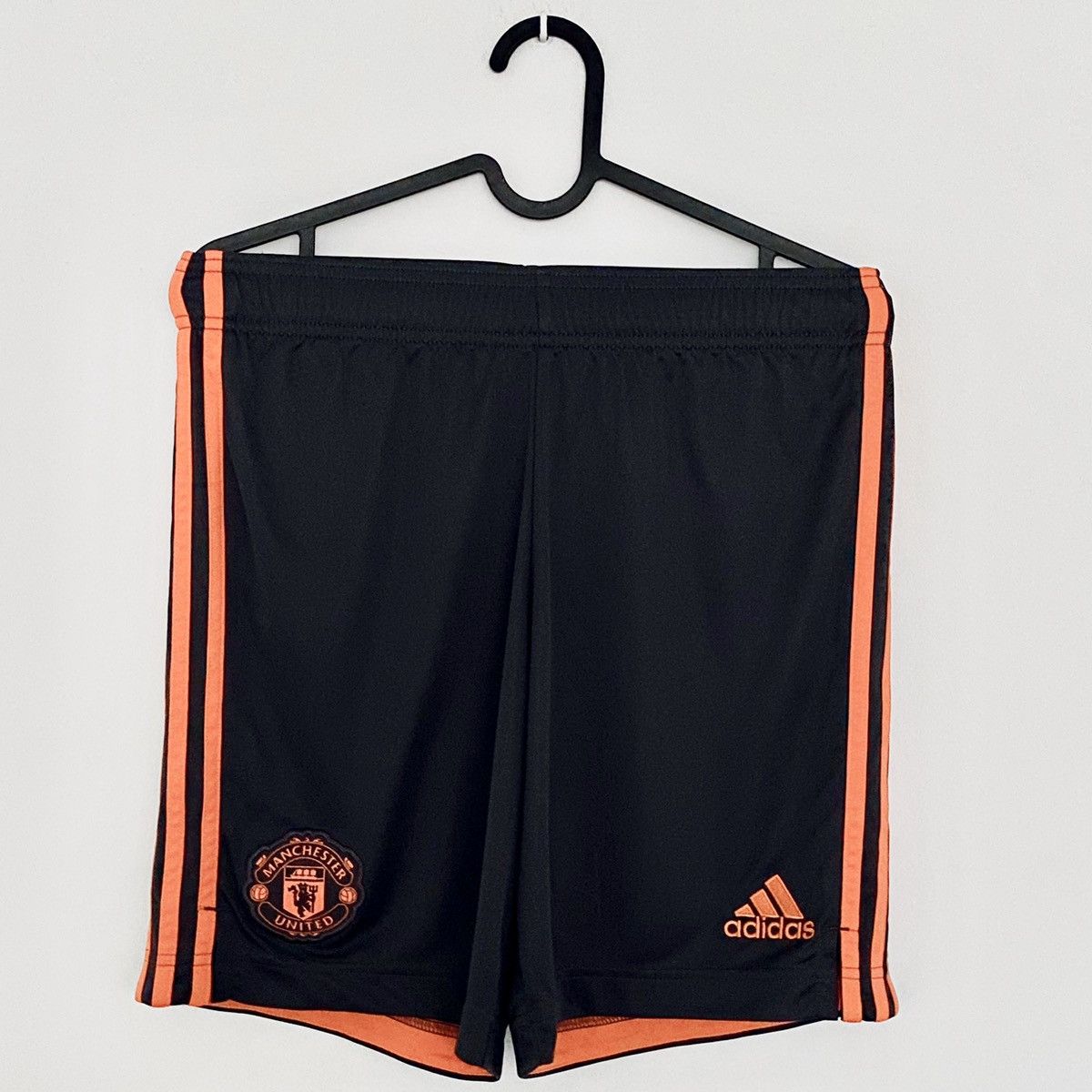 Adidas 2020 2021 Manchester United Adidas Away attaining Shorts Size US 30 / EU 46 - 2 Thumbnail