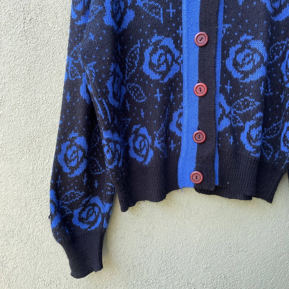 Aran Isles Knitwear Japanese Vintage Flower Blue/Black Button Cardigan Knitwear Size US L / EU 52-54 / 3 - 4 Thumbnail